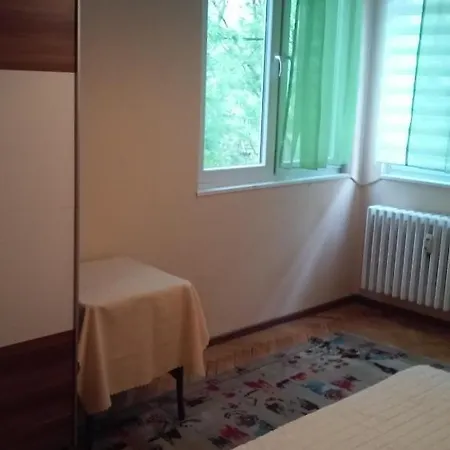 Apartment улица „лайош кошут“
